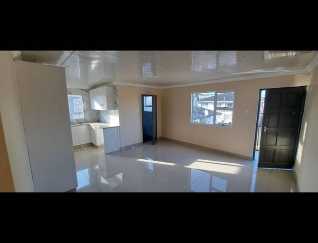 2 BEDROOM PROPERTY TO RENT IN SYDENHAM